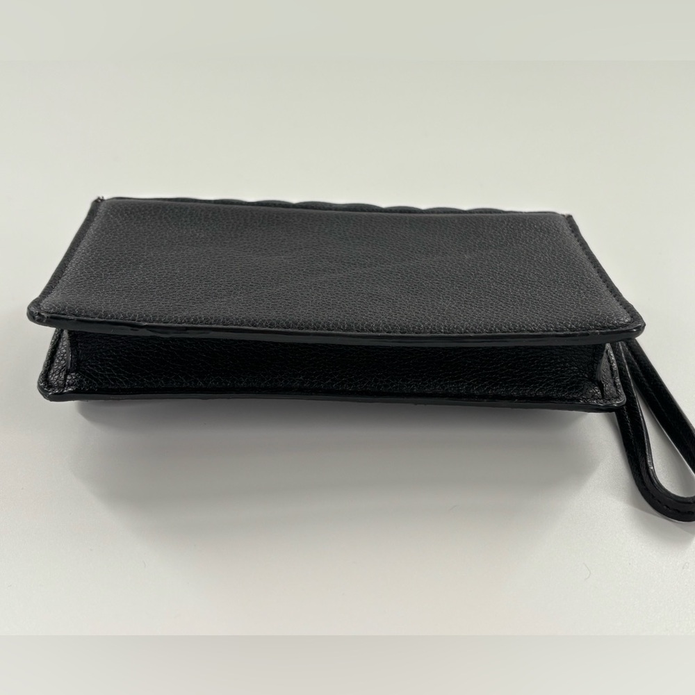 Victoria's Secret Black V-Quilt Tech Wristlet Wallet - Picture 9 of 10